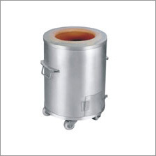 S.S. Round Tandoor with Cemented Top