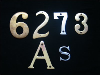 Stainless Steel and Brass Numericals/Alphabets