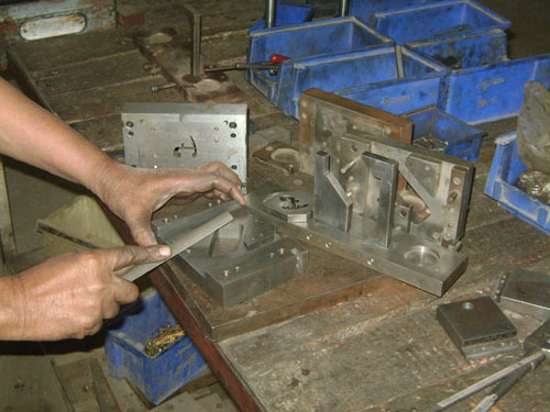 Assembly Process (Dies, Jigs, Fixtures)