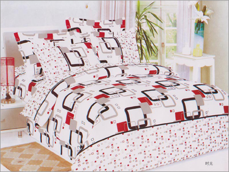 Polyester Colored Bedding Set