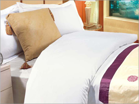 Hotel Bedding