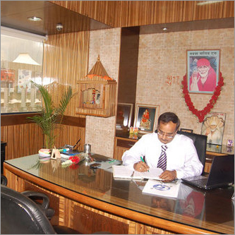 CA Mukesh Mohan in Office