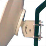 90 Deg. Tilt and Swivel Mast Mounting Kit Dish Ant