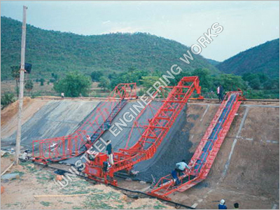 Canal Paving Machine
