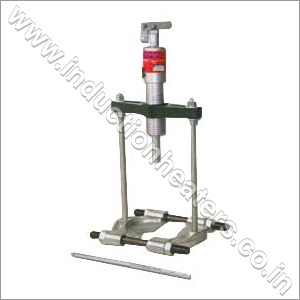 Inbuilt Pump Hydraulic Puller By PRECISION INSTRUMENTS & ALLIEDS