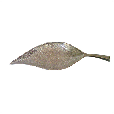 Fancy Metal Leaves By SUNIDHI INTERNATIONAL (INDIA)