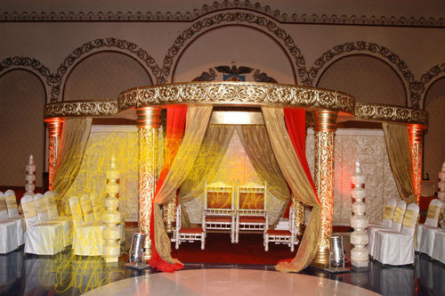 CUT WORK CARVED MANDAP