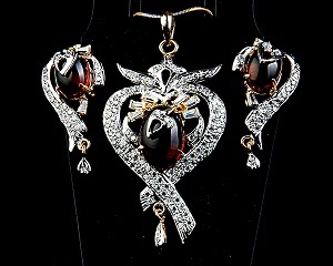 Imitation Diamond Pendant Set