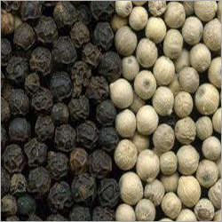 Black Pepper & White Pepper