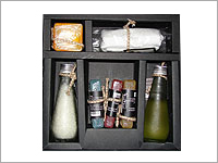 Large Kit of Bath Products