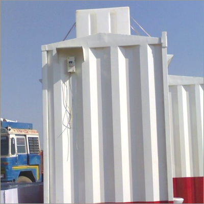Toilet External