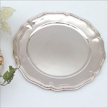 Under Plate Scalloped