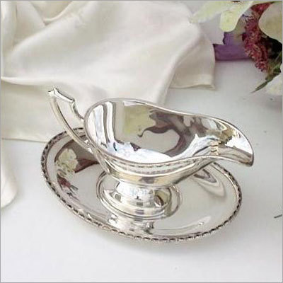 Creamer With Plate