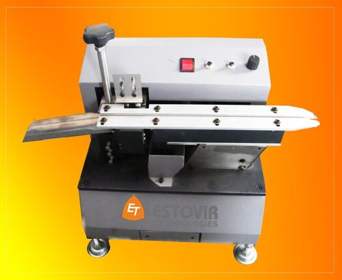 Automatic Loose Radial Lead Cutting M/C