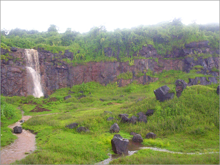 Comprehensive Hydrogeological Investigations