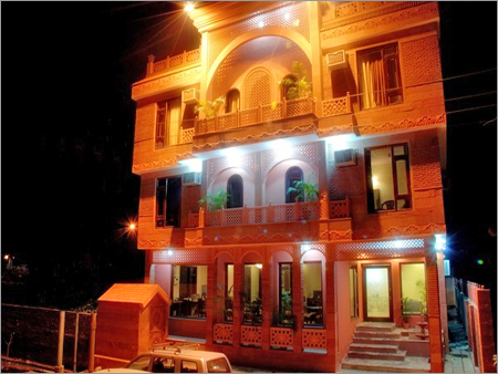 Hotel Siris 18 Agra