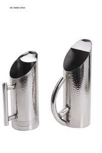 Stainless Steel Water Jugs - Polished Finish, Cylinder Shape, Small To Large Sizes | Corrosion Resistance, Eye-catching Designs, Elegant And Lightweight