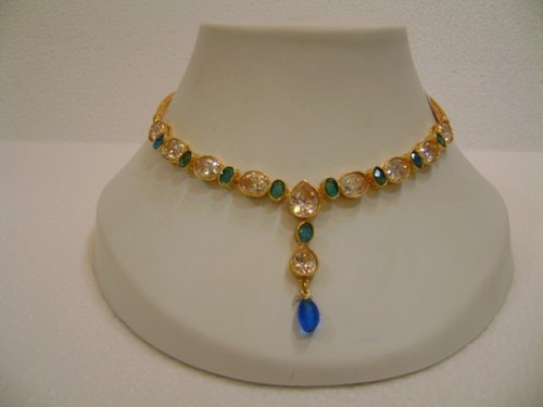 POLKI NECKLACE