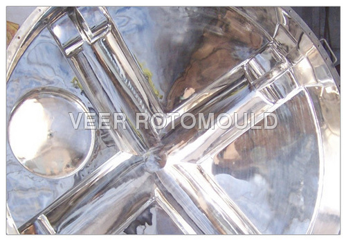 Twist Vertical Tank Mould 