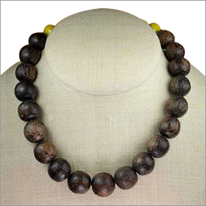 Coconut Handicrafts (Necklace)