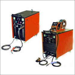 CO2 Welding Machines - 300-600 Amps, 15-28 Amps Input Current, 50 Hz Frequency, 380-440 V Supply | Durable, Reliable, Portable, Easy Connection, Remote Wire Control, Precise Voltage Adjustment, Sleek Flexible Torch