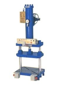 2 Column Guided Moving Platen
