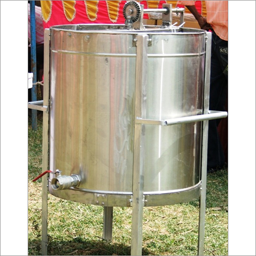 Honey Extractor