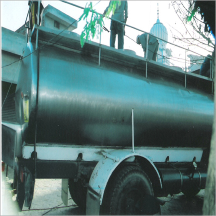 Road Milk Tanker - Stainless Steel, Silver Color | Strong, Leak Proof, Long Functional Life, Excellent Functionality