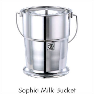 Sophia Milk Bucket