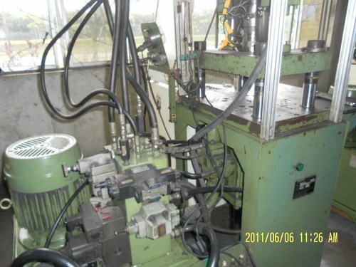 Fully Automatic Plastic Injection Molding Machine
