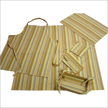 Aprons Set