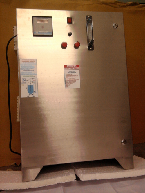 Bottled water ozonators