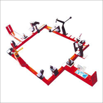 Manual Fixtures - Customizable Size & Shape | Fixture Mounted Chucks, Continuous Closed Loop Systems, Sequenced Timing, Pallet Couplers, Swing Clamps, Work Supports