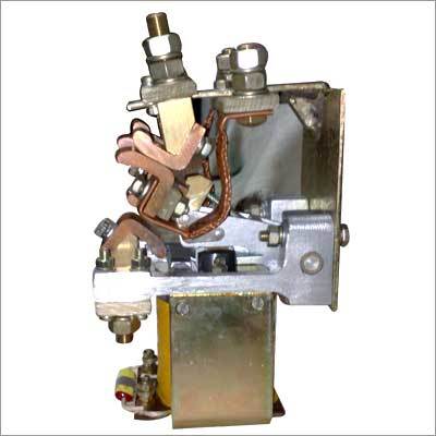 Contactor With Single Coil