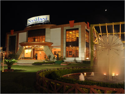 Lawn & Building