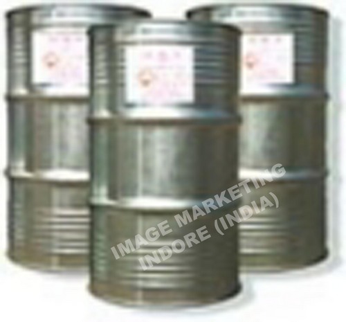 white paraffin oil