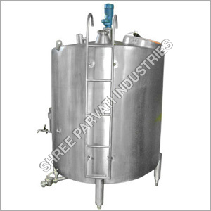 Vertical Milk Storage Tank