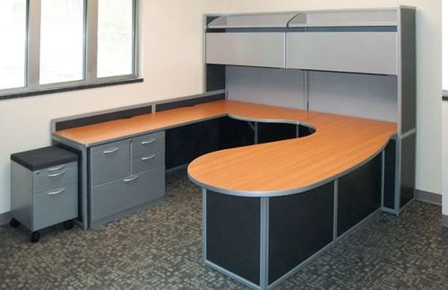 U Shaped Workstation