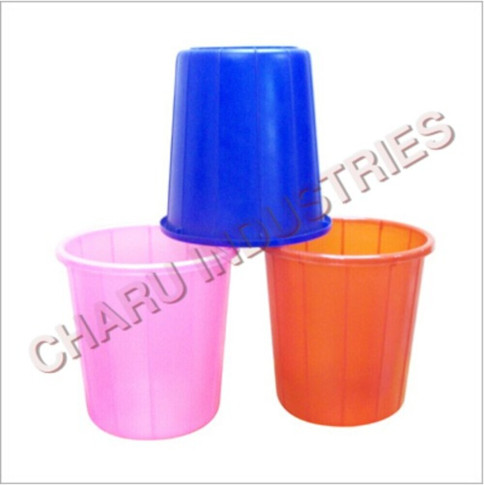 Plastic Dust Bin