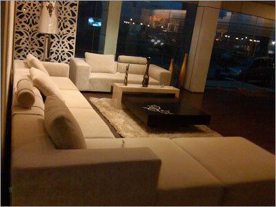 Interior Decorators/Decorative Items