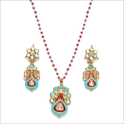 Designer Pendant Set