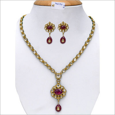 Single Line Set - Gold-Plated Alloy, 16 Inch Chain, Red Cubic Zirconia | Elegant Design, Fine Craftsmanship, Stunning Look