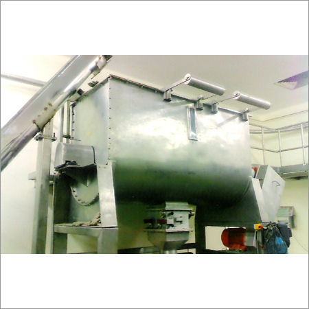 Ribbon Mixer With Conveyor