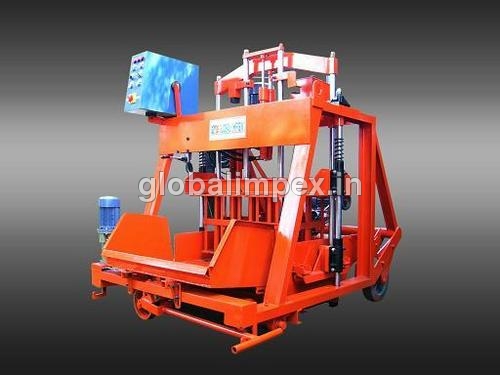 HYDRAULIC OPERATED CONCRETE BLOCK MAKING MACHINE