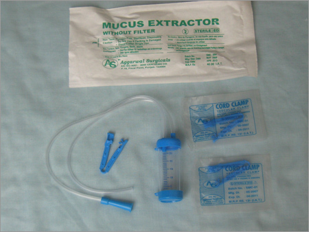Mucous Extractor/Cord Clamp
