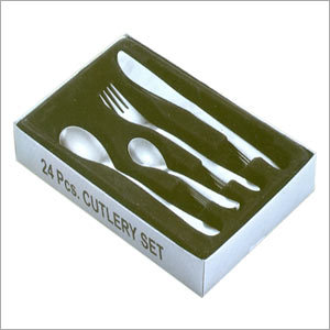 24 Piece Cutlery Set