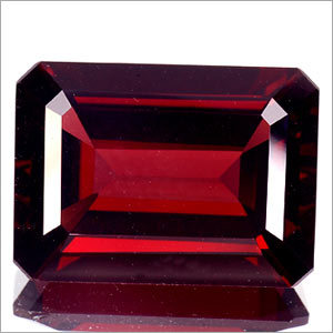 Mozambique Garnet Octogen