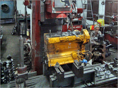 Cylinder Liner Removing Service