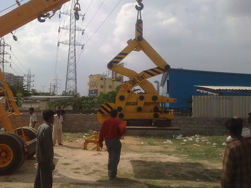 Lifting Tong
