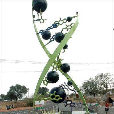 Arches, Sculptures & Urban Art